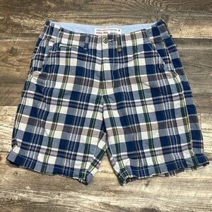 Vintage American Eagle Outfitters
Men's Plaid Classic Shorts Blue
Green Size 33
